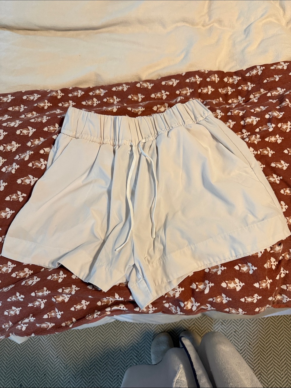 all in motion Cream Elastic-Waist Athletic Shorts